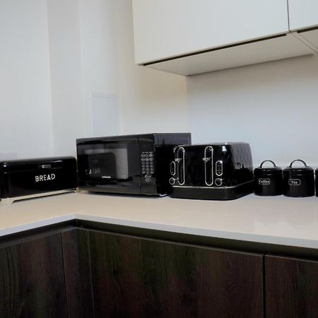 Manchester City Centre Apt With Balcony & Free Parking - Including Free 1-Hour Late Check-Out For Bookings On The 29Th 31St May, Justeat Voucher For 2-Night Stays Minimum! Mánchester Exterior foto